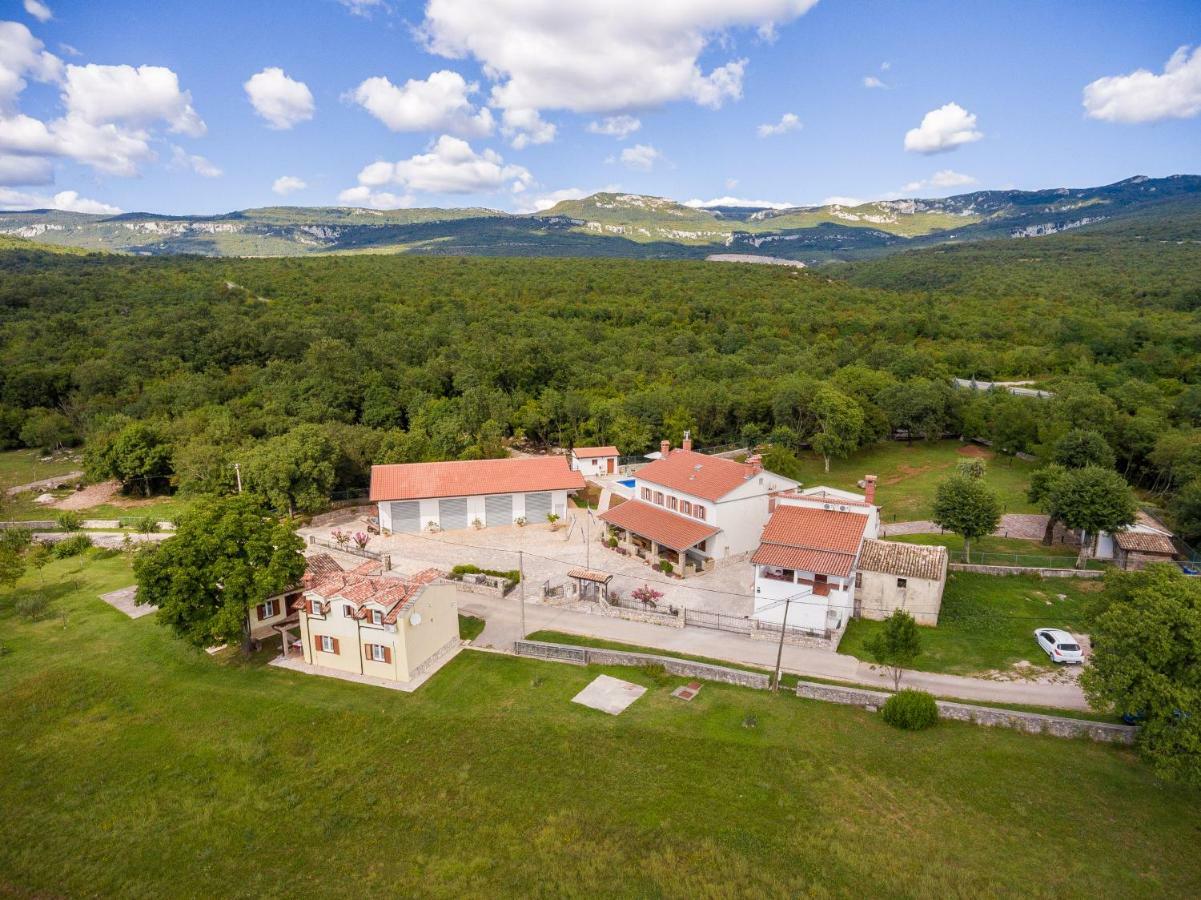 Bulada Property Boljun Экстерьер фото