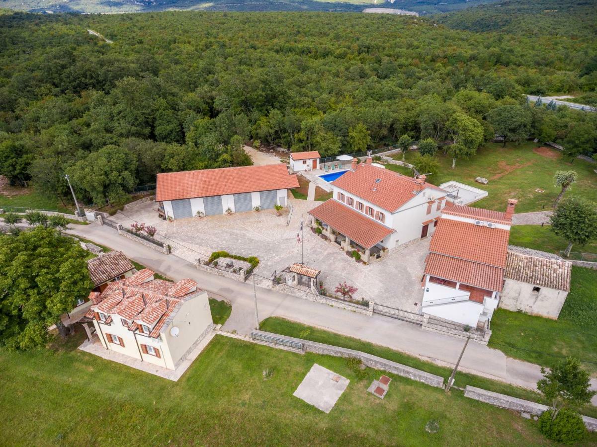 Bulada Property Boljun Экстерьер фото